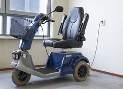 Normal_mobility-scooter-1372965_960_720